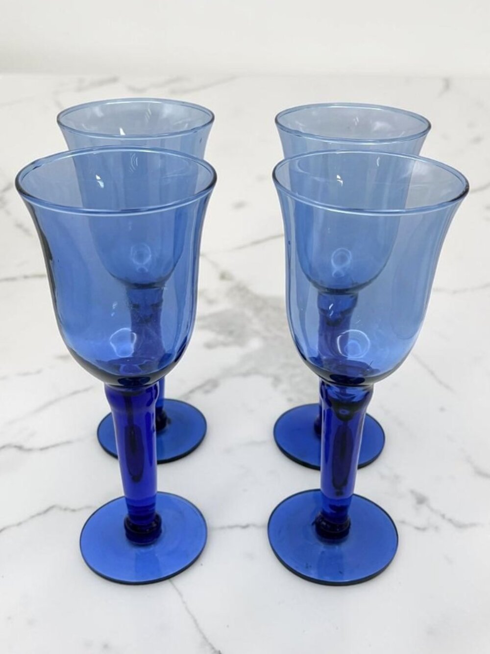 Set of 2 Clear Wine Glasses Cobalt Blue Patterned Stems Swirl Bases 7.25"